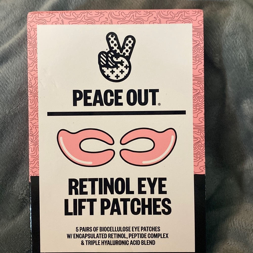 Peace out retinol eye lift patches